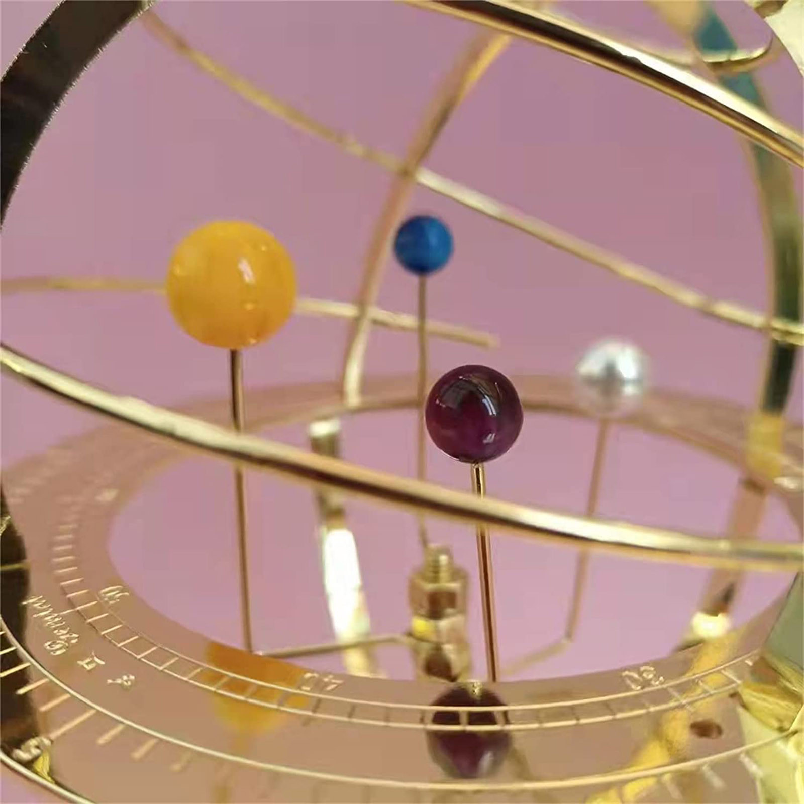Draaiende metalen ornament van - Solar System Model recensie en prijs